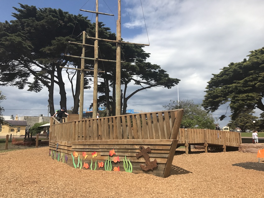 Mornington Park | Playground Finder